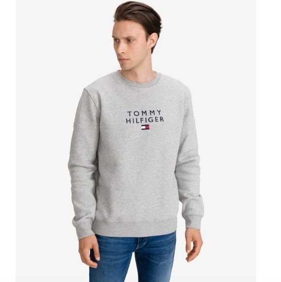 Tommy Hilfiger Stacked Flag Sweatshirt Size Large - Picture 1 of 6